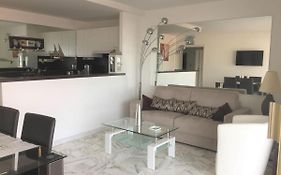 Appartement F3 Vue Mer Et Croisette